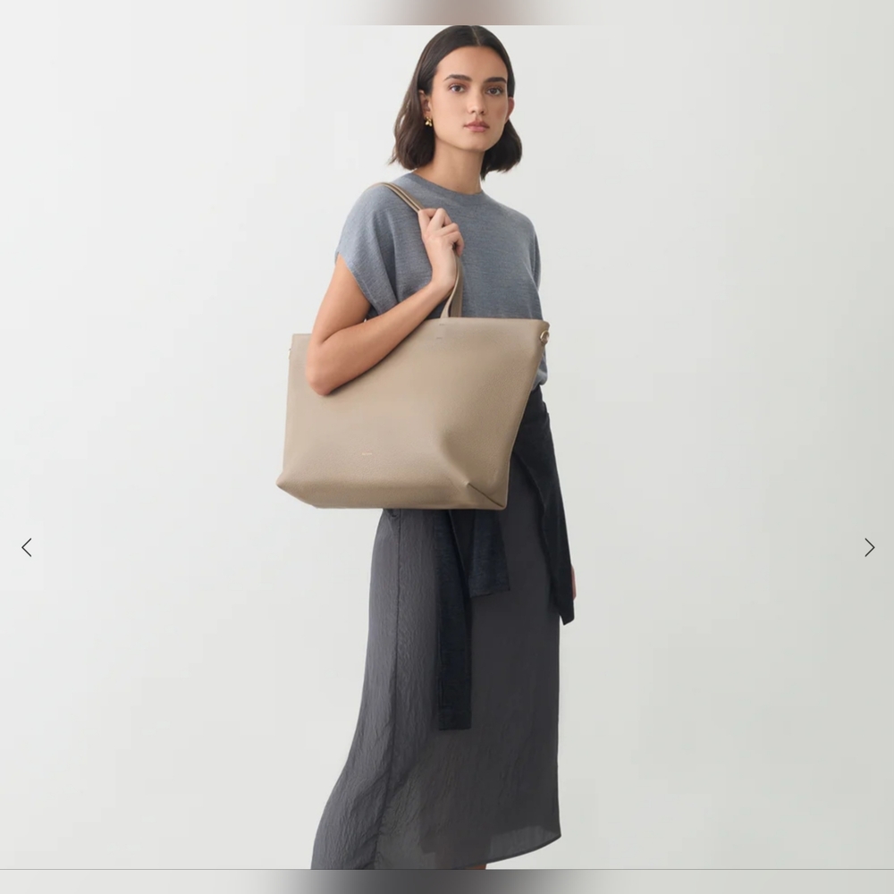 Cuyana Classic Easy Zipper Tote